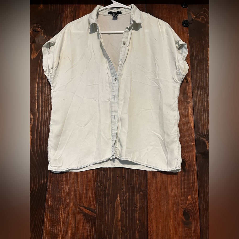 Forever21 Women’s Casual Washed Blue Button-Up Top